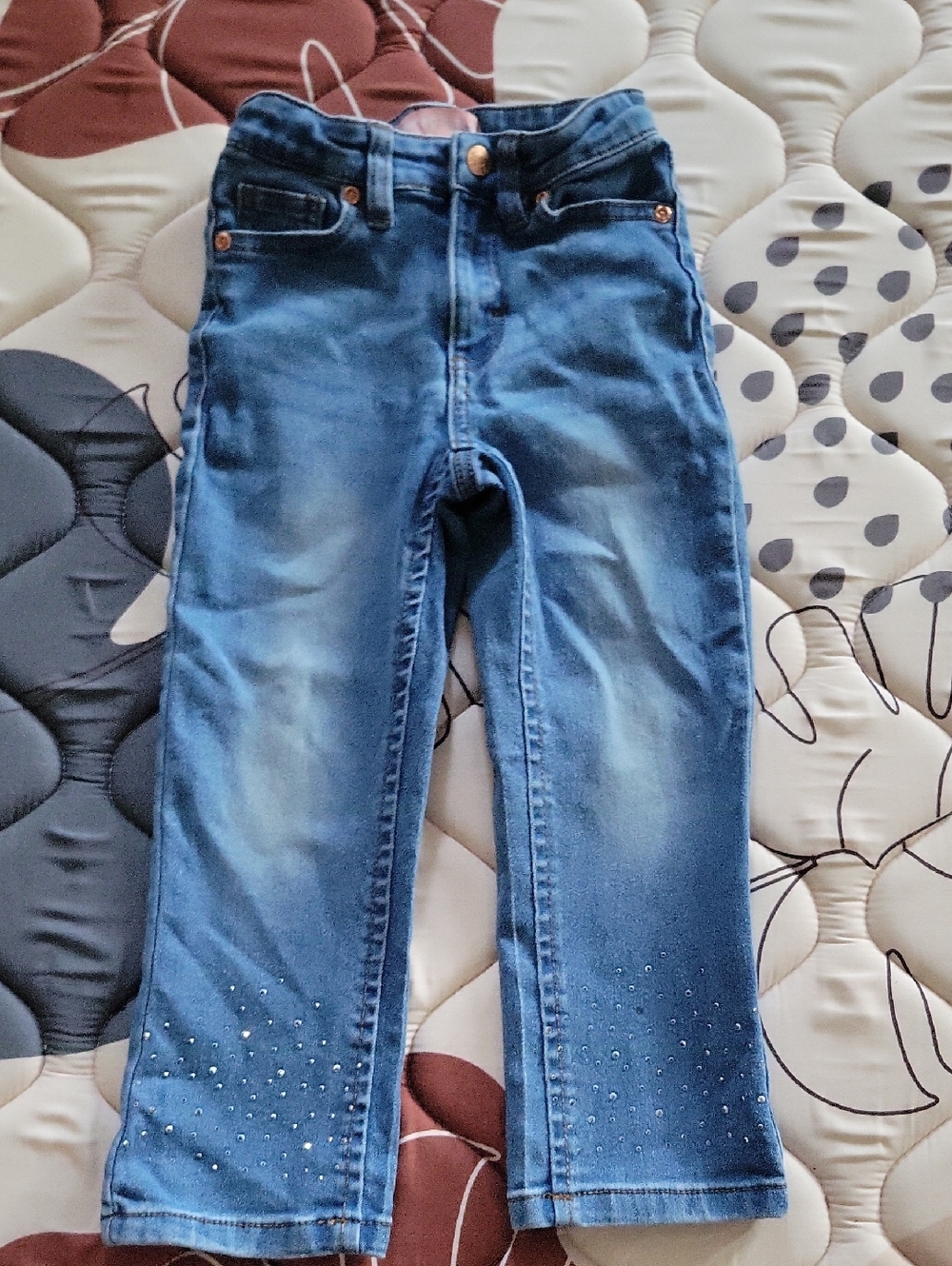 Blue Men's Straight-Leg Jeans with Subtle Fade